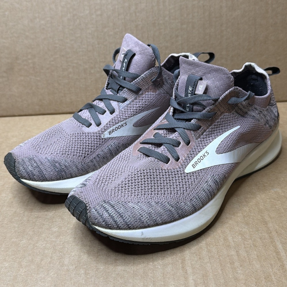 Brooks Levitate 4 Running Shoes Womens Size 8 Purple Cushioned Knit 1203351B032